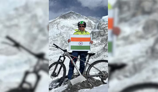 UP woman becomes first Indian female to cycle to Everest Base Camp in 14 days